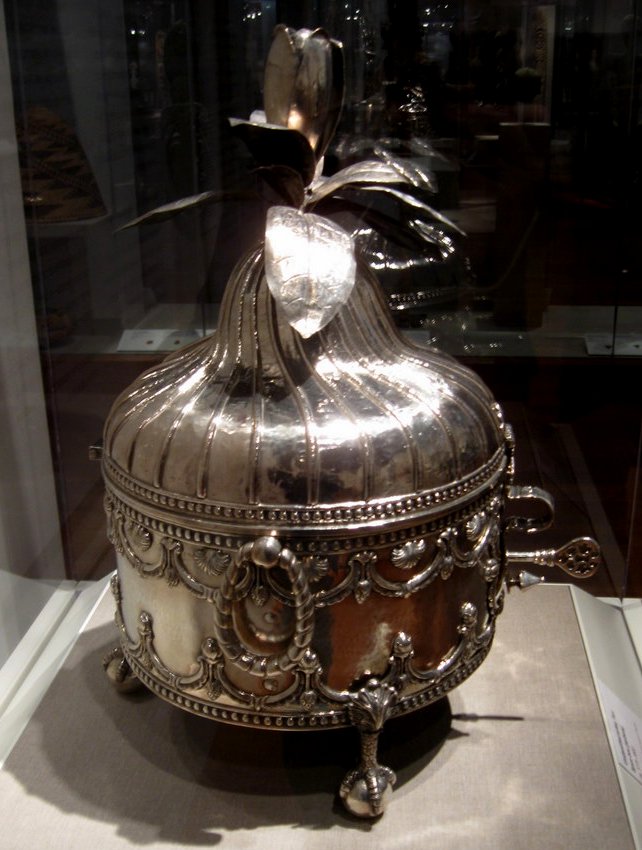 Caja de especias de plata de Perú